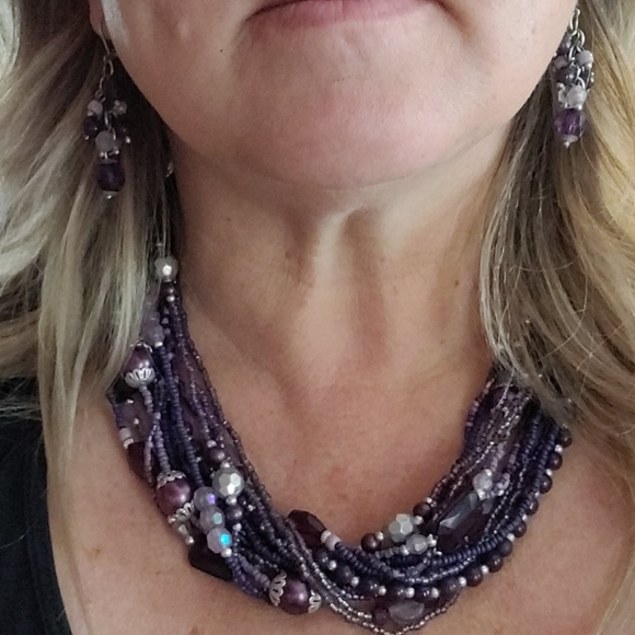 GORGEOUS Artisan necklace & earring set - Picture 6 of 7